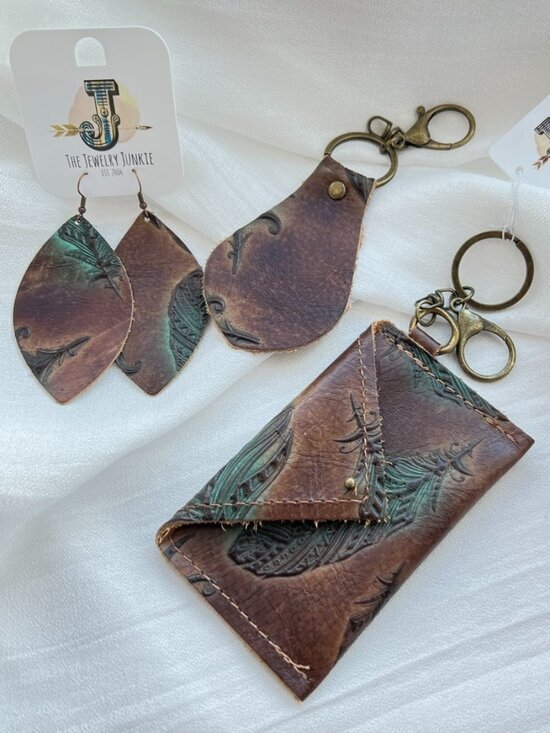 The Jewelry Junkie Accessories - 🍒 2/$20 Embossed Leather Bundle - 2 Keychains and Earrings